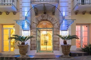 Piccolo Grand Hotel