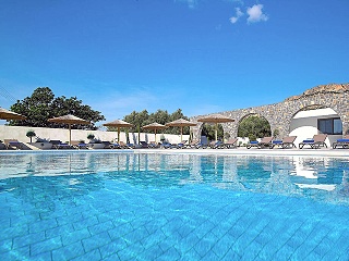 Coriva Beach Hotel & Bungalows