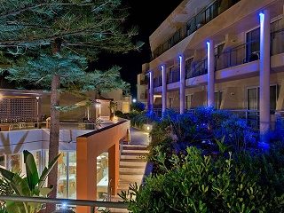 Minos Hotel