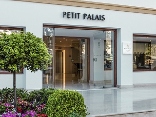 Canvas by Mitsis Petit Palais