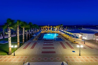 Mammis Beach Hotel