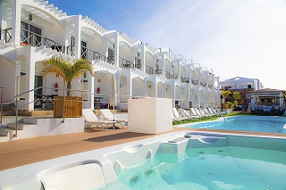 Vista Bonita Gay Resort