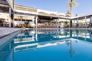 Trefon Hotel Apartments & Family Suites